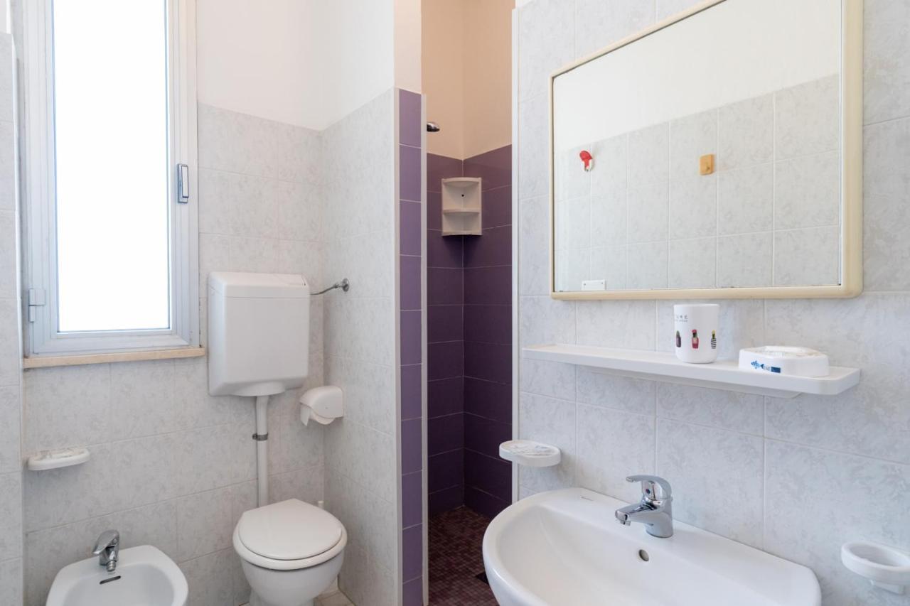 Beach Suite Hotel Беллария-Иджеа-Марина Экстерьер фото